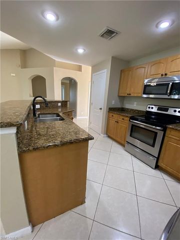 1104 NW 11th PL, Cape Coral, FL 33993