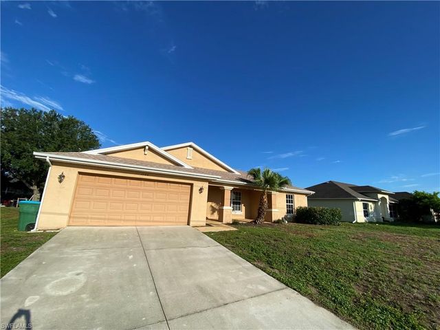 1104 NW 11th PL, Cape Coral, FL 33993