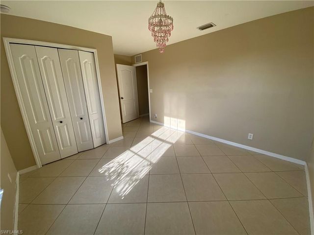 1104 NW 11th PL, Cape Coral, FL 33993