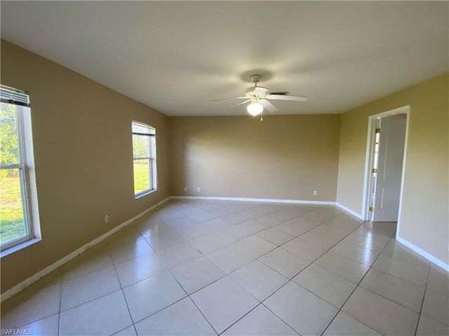 1104 NW 11th PL, Cape Coral, FL 33993