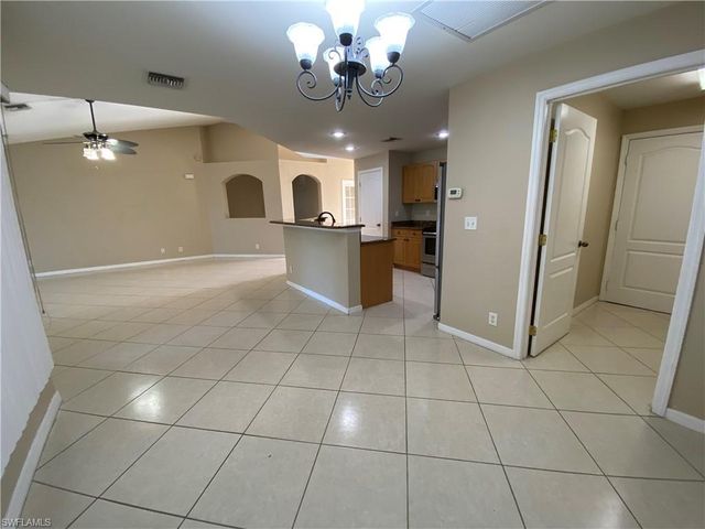 1104 NW 11th PL, Cape Coral, FL 33993