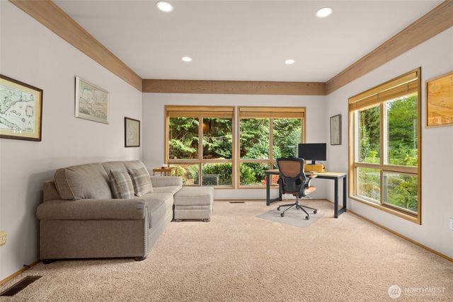 21004 NE 122nd Street, Redmond, WA 98053