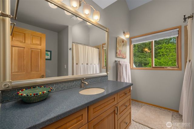 21004 NE 122nd Street, Redmond, WA 98053
