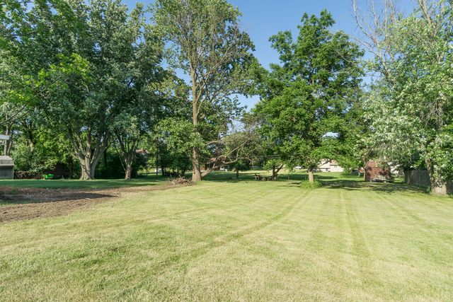 1N555 Park Boulevard, Glen Ellyn, IL 60137