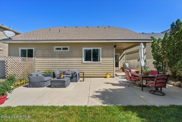 2624 W Sorbonne Dr, Coeur D'alene, ID 83815
