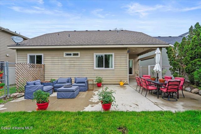 2624 W Sorbonne Dr, Coeur D'alene, ID 83815