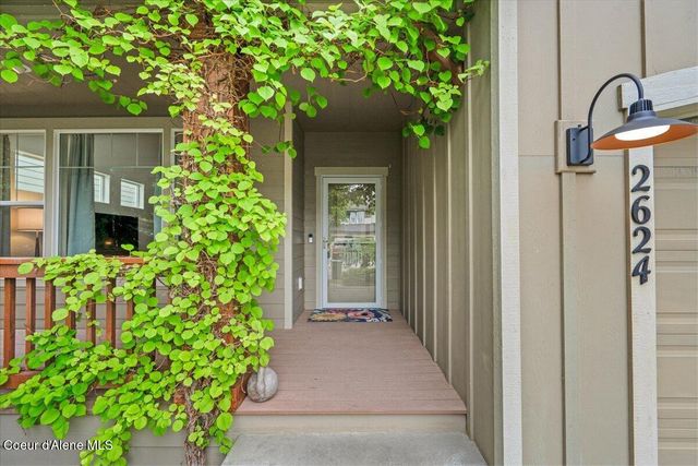 2624 W Sorbonne Dr, Coeur D'alene, ID 83815