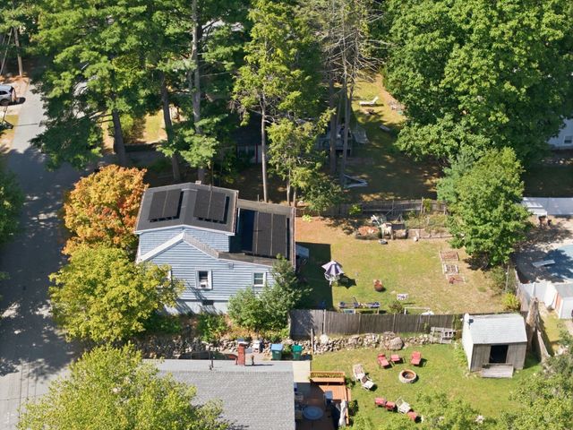 76 E Shore Rd, Holbrook, MA 02343