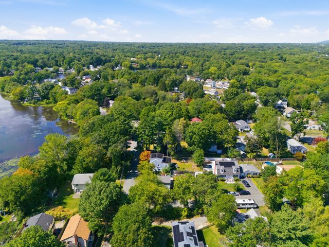 76 E Shore Rd, Holbrook, MA 02343
