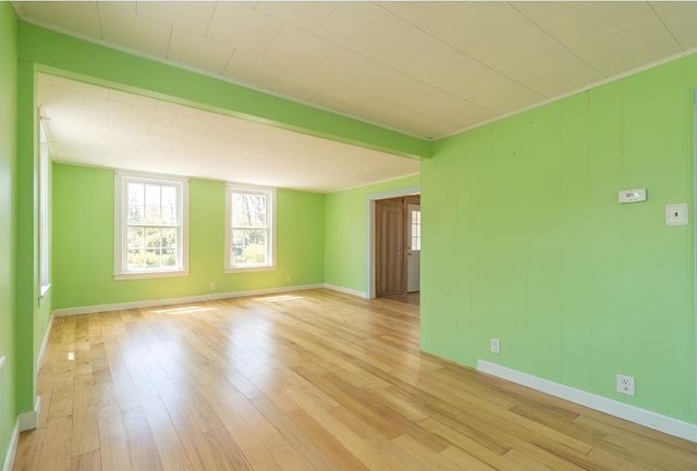 76 E Shore Rd, Holbrook, MA 02343