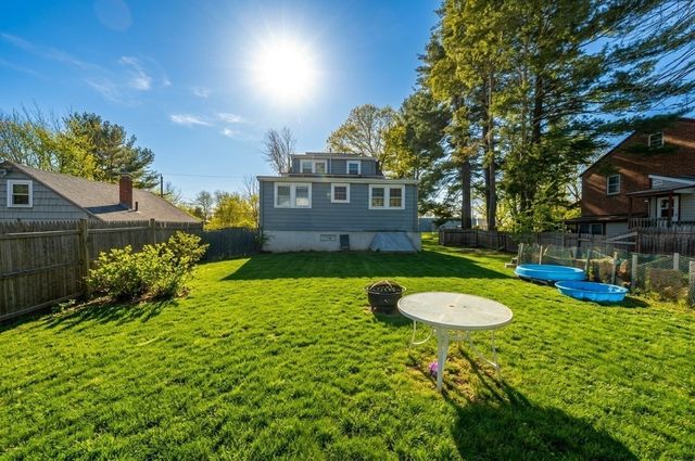 76 E Shore Rd, Holbrook, MA 02343