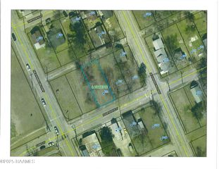111 Fourteenth Street, Lafayette, LA 70501