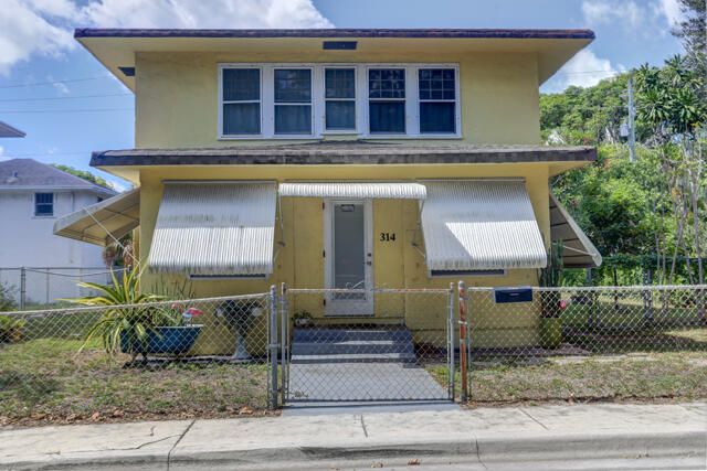 314 CRANESNEST Way, West Palm Beach, FL 33401