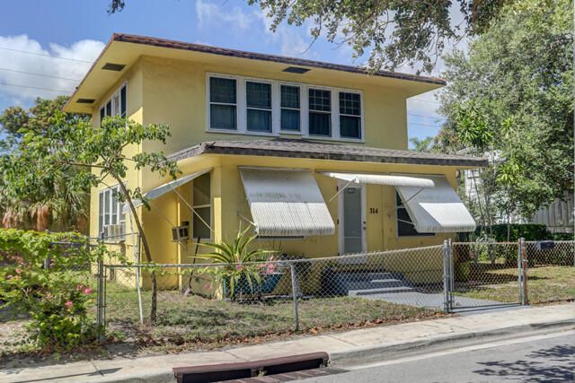 314 CRANESNEST Way, West Palm Beach, FL 33401