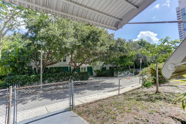 314 CRANESNEST Way, West Palm Beach, FL 33401