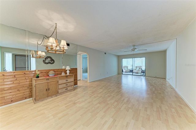5400 34TH STREET W H1, Bradenton, FL 34210
