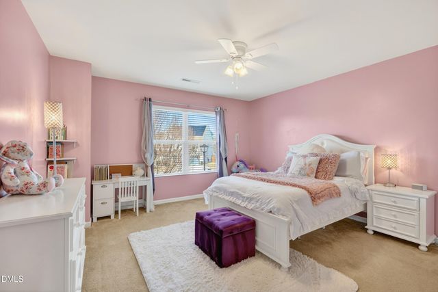 8144 Hovingham Way, Raleigh, NC 27616