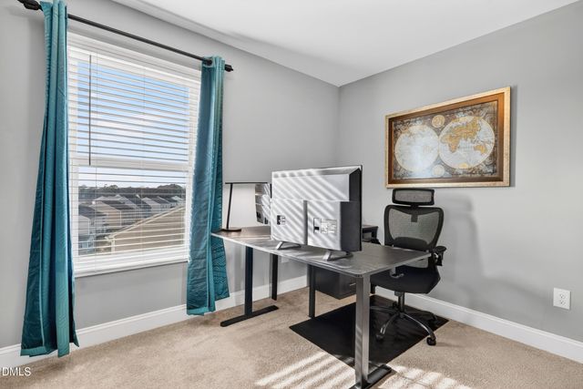 8144 Hovingham Way, Raleigh, NC 27616