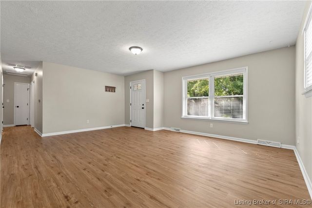 2080 Edgewood Drive, Charlestown, IN 47111