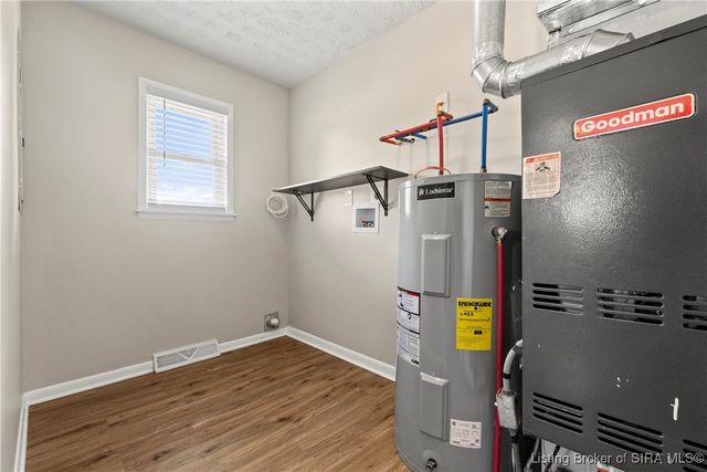 2080 Edgewood Drive, Charlestown, IN 47111