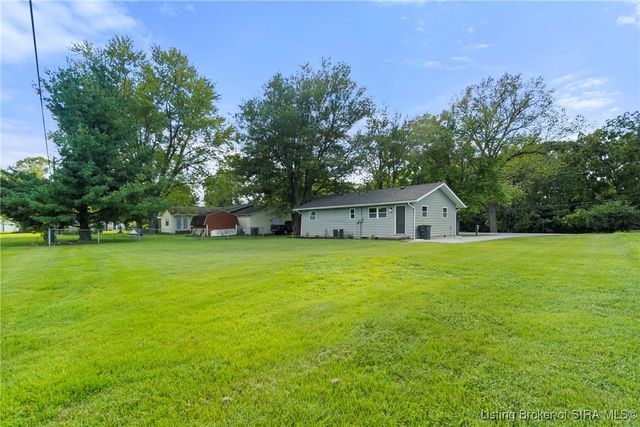 2080 Edgewood Drive, Charlestown, IN 47111