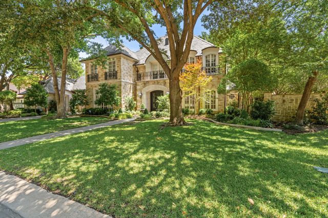 1521 Rivercrest Court, Fort Worth, TX 76107