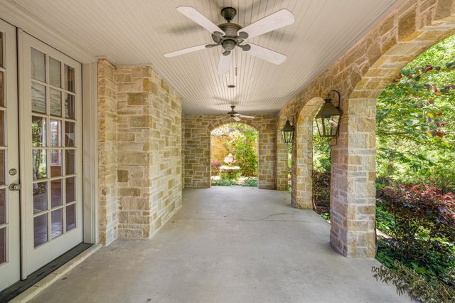 1521 Rivercrest Court, Fort Worth, TX 76107