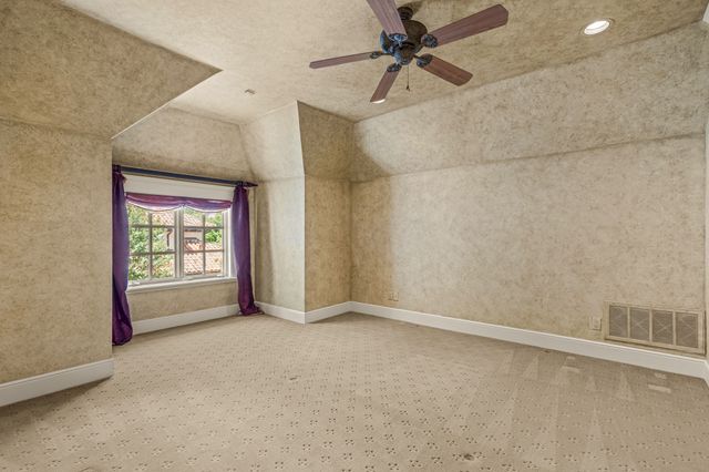 1521 Rivercrest Court, Fort Worth, TX 76107