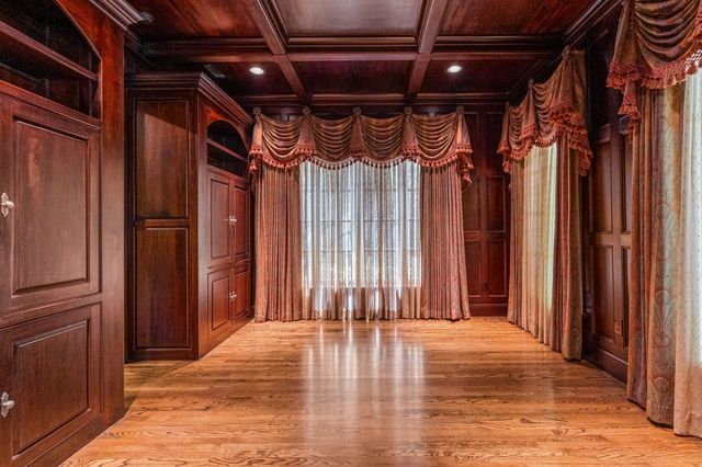 1521 Rivercrest Court, Fort Worth, TX 76107