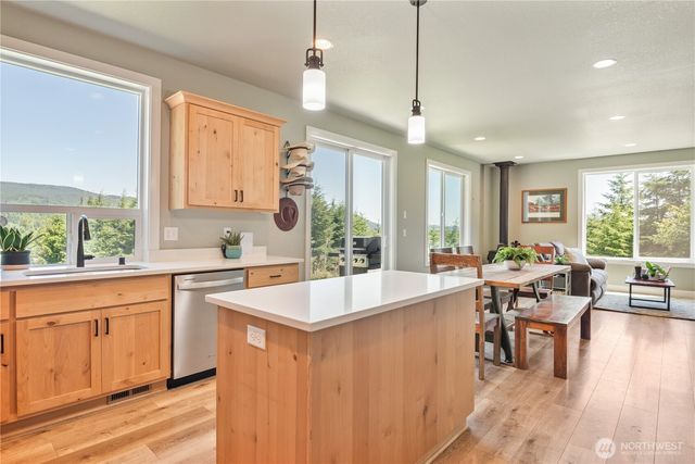 327 Parpala Road, Naselle, WA 98638