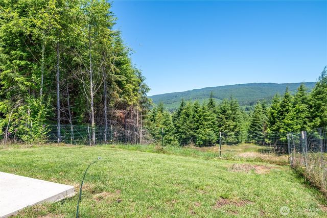 327 Parpala Road, Naselle, WA 98638