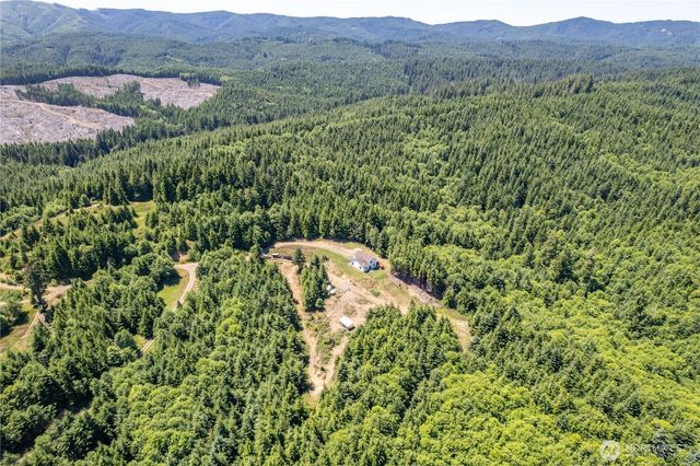 327 Parpala Road, Naselle, WA 98638