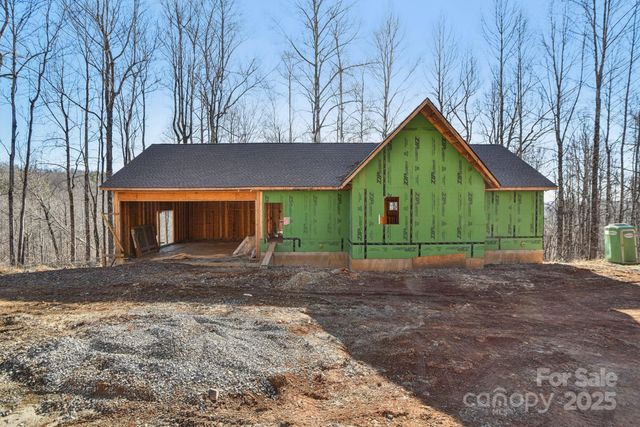 1539 Summer Road, Hendersonville, NC 28792