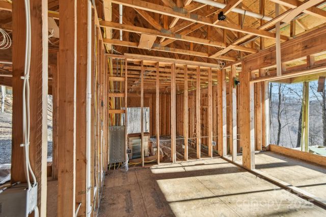 1539 Summer Road, Hendersonville, NC 28792