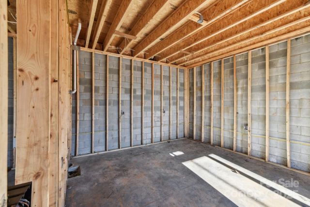 1539 Summer Road, Hendersonville, NC 28792