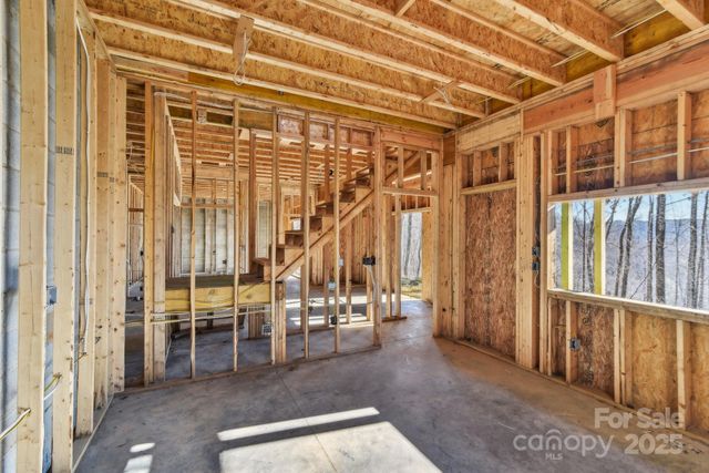 1539 Summer Road, Hendersonville, NC 28792