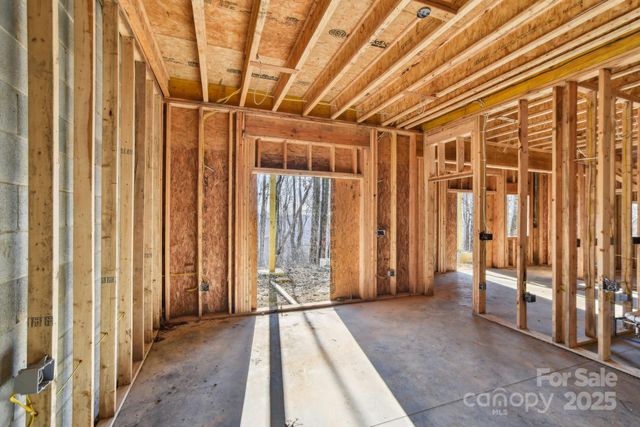 1539 Summer Road, Hendersonville, NC 28792