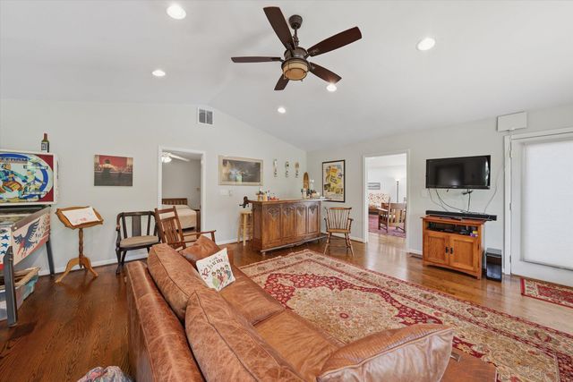214 Twin Chimneys DR, Wirtz, VA 24184