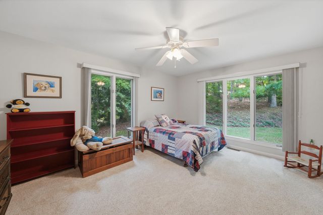 214 Twin Chimneys DR, Wirtz, VA 24184