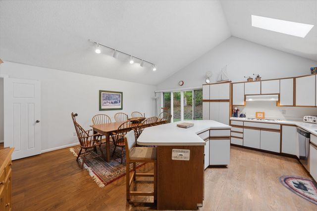 214 Twin Chimneys DR, Wirtz, VA 24184