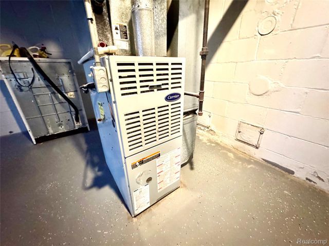 6306 Steadman Street, Dearborn, MI 48126