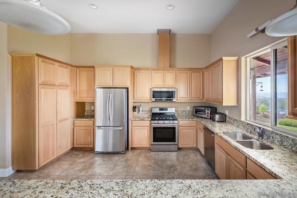 14002 Pauma Vista Drive, Valley Center, CA 92082 — photo 5
