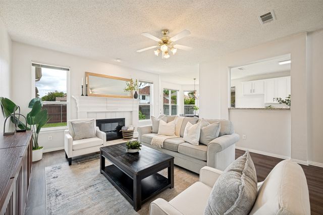 2901 Barksdale Drive, Plano, TX 75025