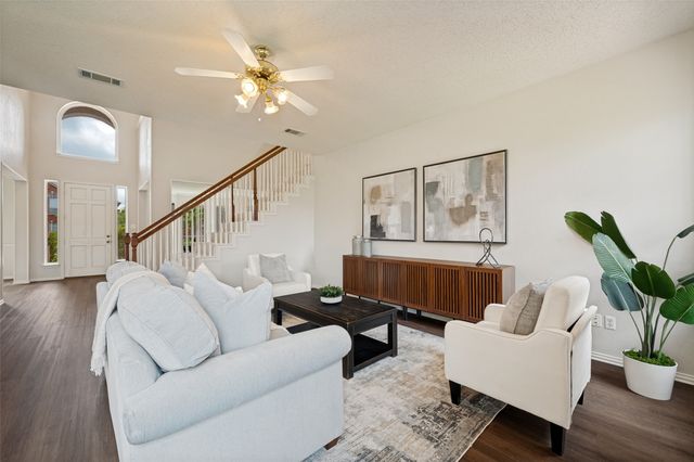 2901 Barksdale Drive, Plano, TX 75025