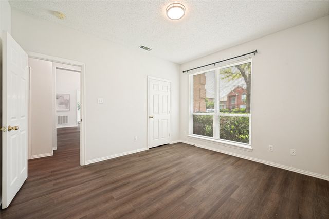 2901 Barksdale Drive, Plano, TX 75025