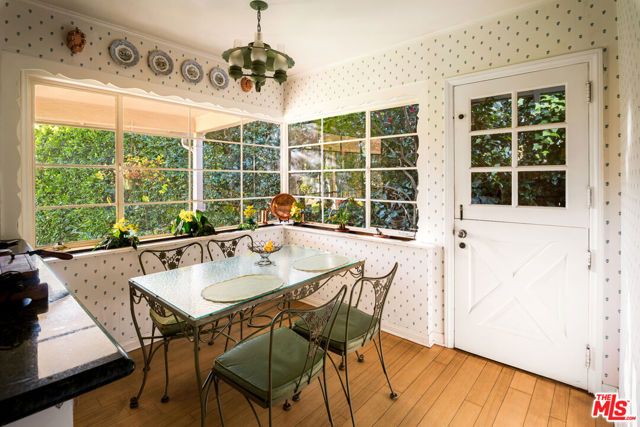 1521 San Remo Drive, Pacific Palisades (los Angeles), CA 90272