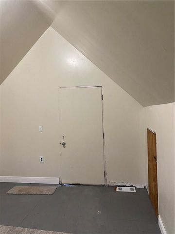 353 Derrick Ave, South Union Twp, PA 15401