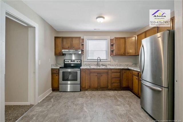 118 Circle Court, Fayetteville, NC 28301