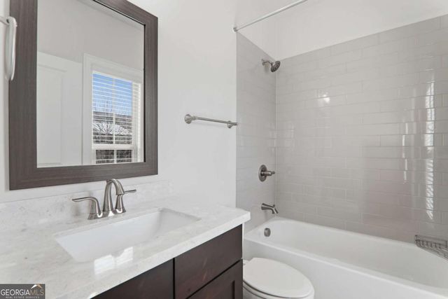 2051 Glenview Park Circle, Duluth, GA 30097