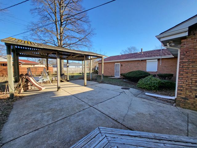 5795 Taft Place, Merrillville, IN 46410